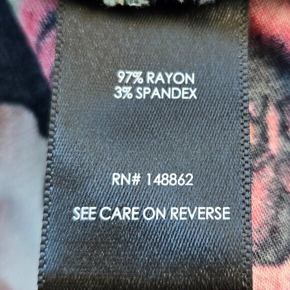 630-6 Torrid Black Red Pink Rose Babydoll Georgette Blouse top size 1 (16/18) - Picture 9 of 10